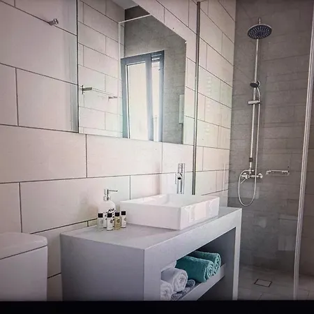 Villa Luxury With Private Saunas & Whirlpool *